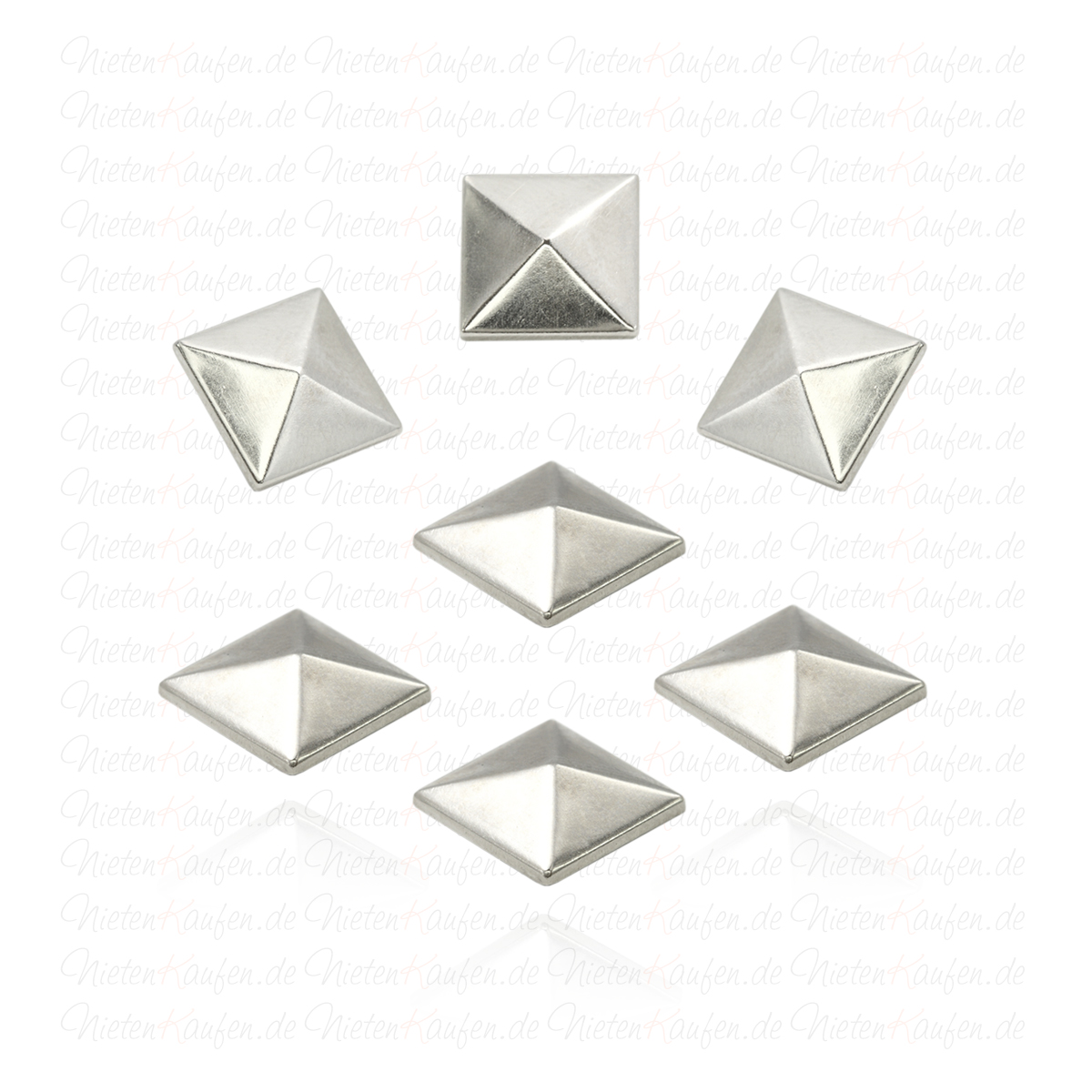 50 Dreiecks Pyramidennieten Nieten 9,5 mm silber